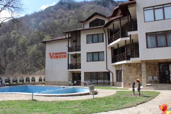 Family Hotel Virgin Рибариця Екстер'єр фото